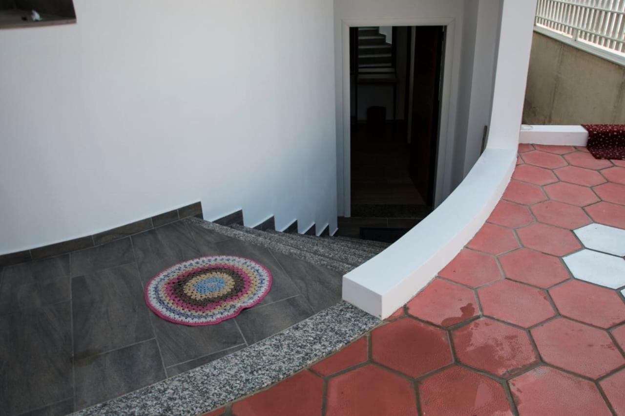 Apartament Stefani ساراندا المظهر الخارجي الصورة