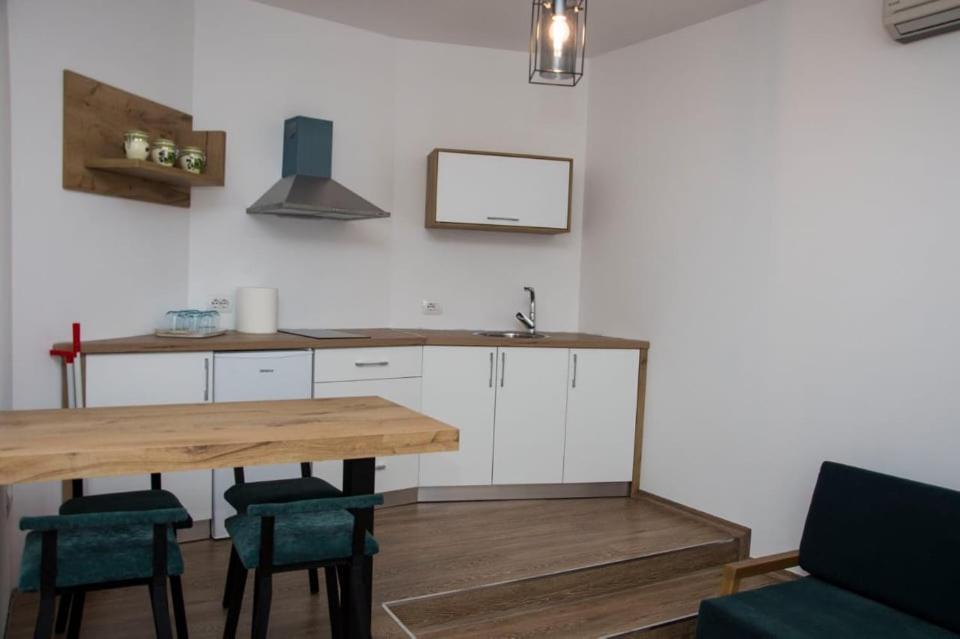 Apartament Stefani ساراندا المظهر الخارجي الصورة